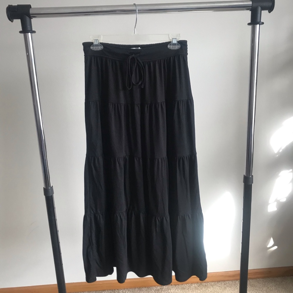 Black AE maxi skirt